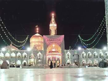 superbe mosquée de nuit